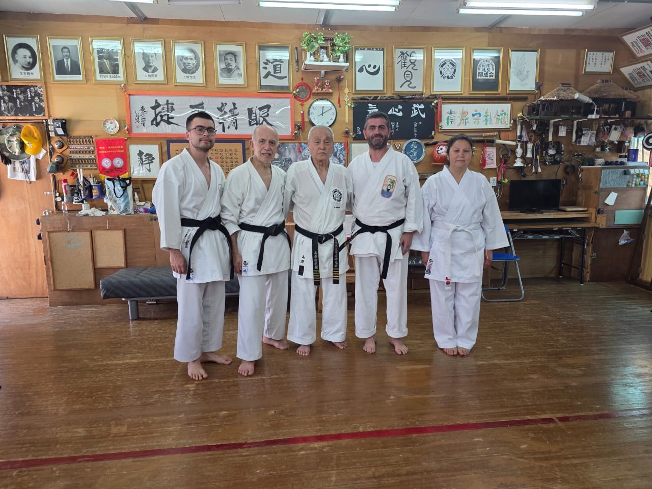 Delegación de Chile con el M° Tsuneo Shimabukuro