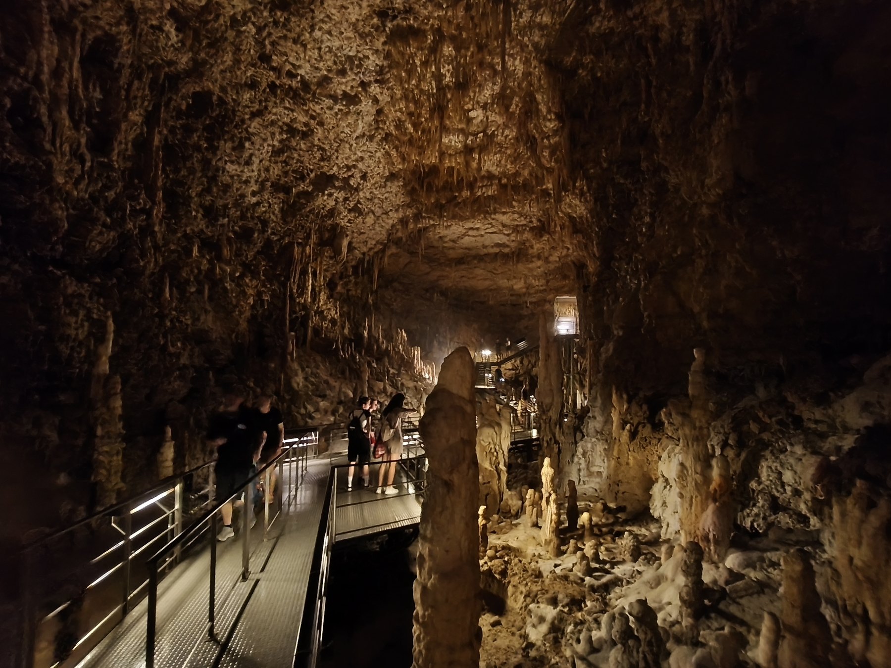 Cavernas de Gyokusendo